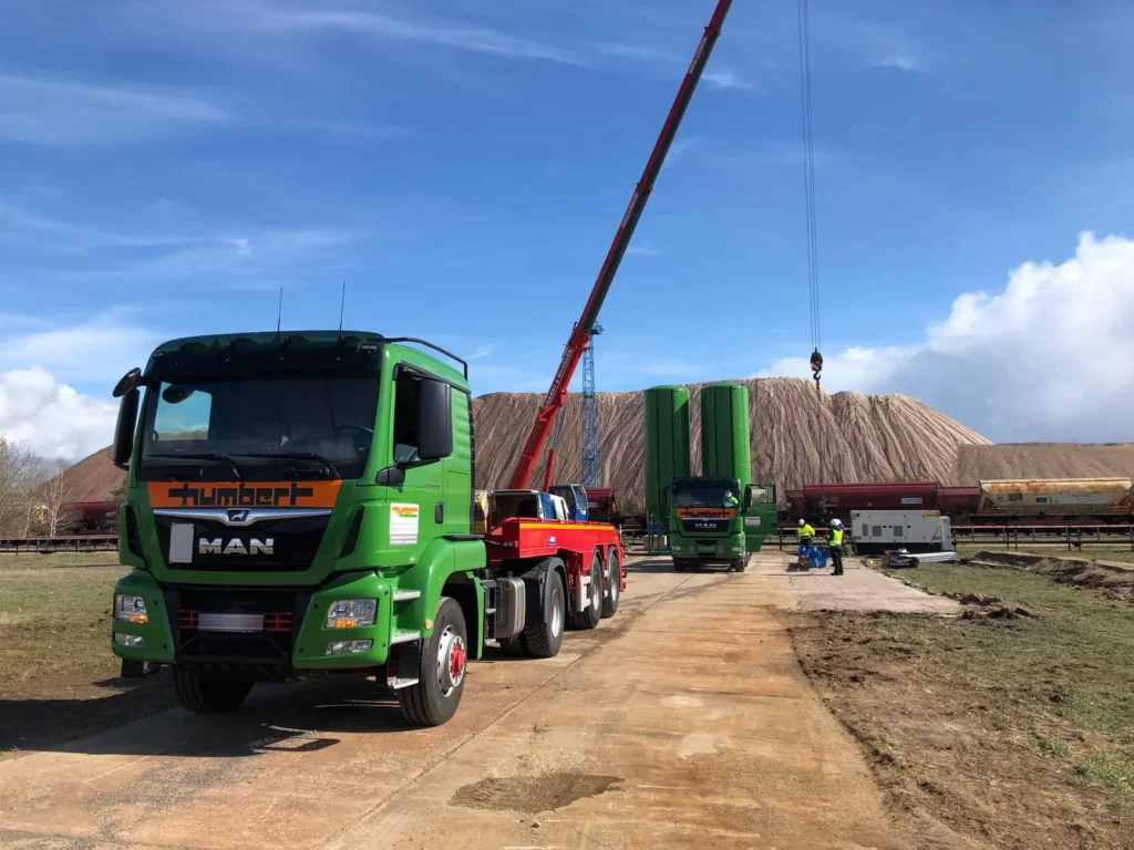 Humbert GmbH | Humbert GmbH – Erdbau, Transporte, Baustoff-Recycling, Silo-Transport / Silovermietung, Materialumschlag und Entsorgung